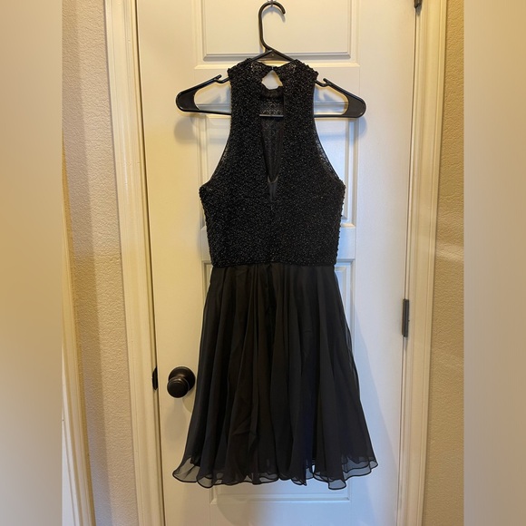 Sherri Hill Black Homecoming Dress size 4 - Picture 2 of 5